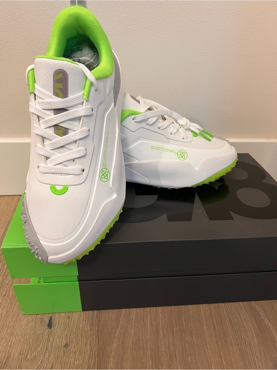 New in Box Men’s G/FORE G/18 10.5 White & Neon Green Golf Shoes